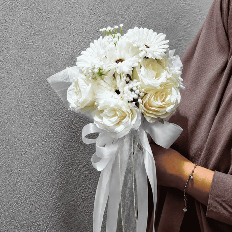 Pure Elegance Bouquet