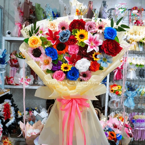 Rainbow Blossom Grande Bouquet